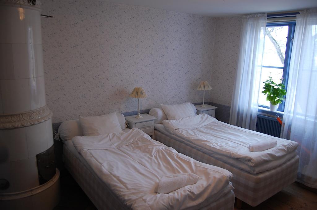 Tullgarns Vardshus Bed and Breakfast Vagnhärad Rum bild