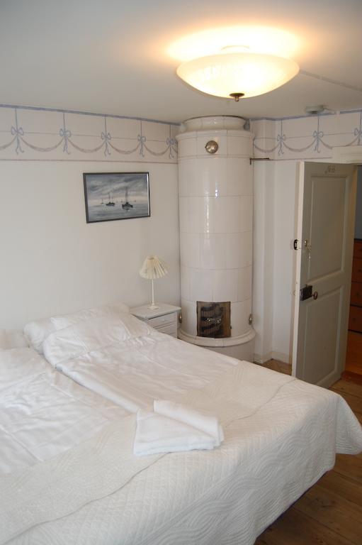 Tullgarns Vardshus Bed and Breakfast Vagnhärad Rum bild